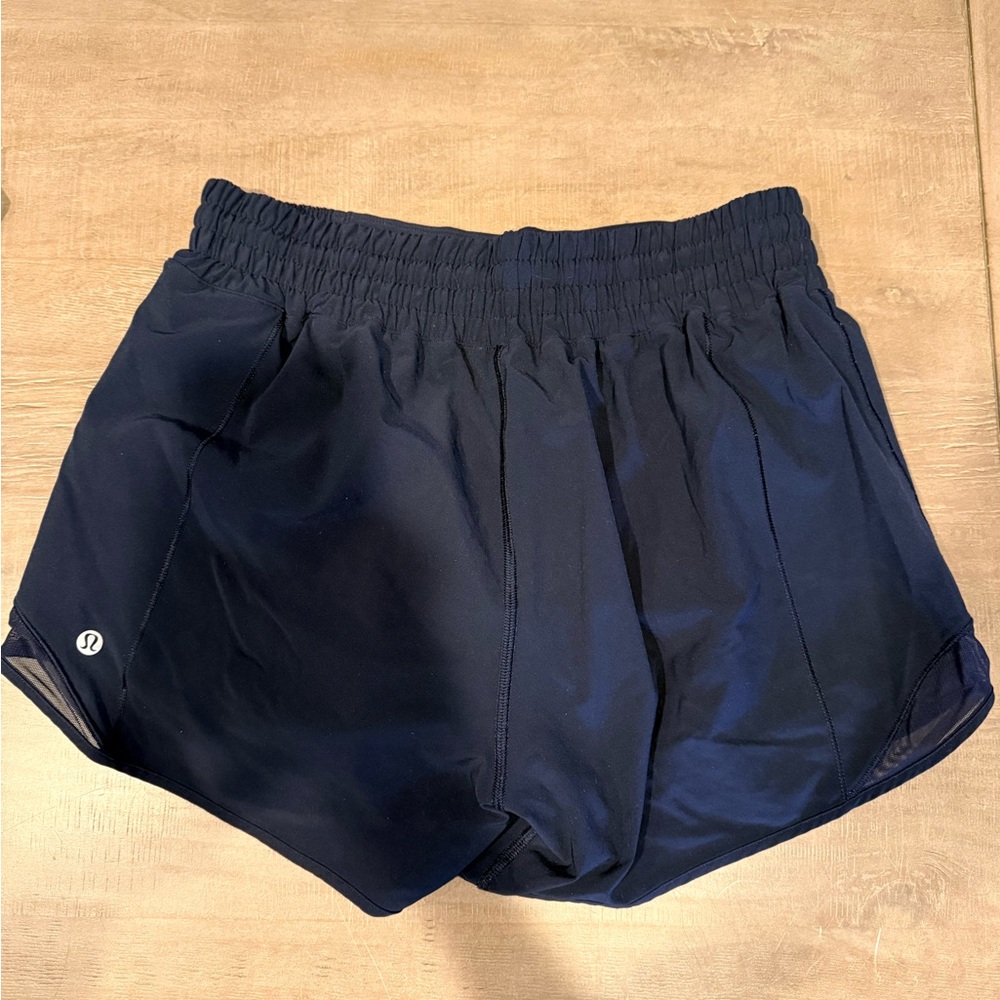 Lululemon hotty hot high rise 4” short - navy - Picture 2 of 2
